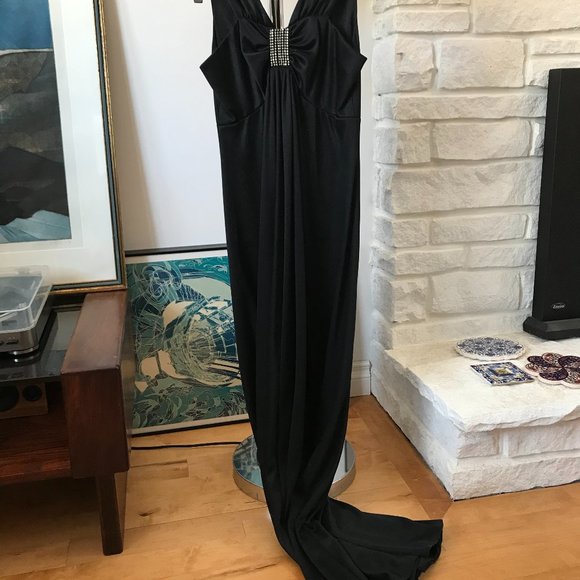 Vintage Black Gown - Matinée of Canada - Picture 5 of 9